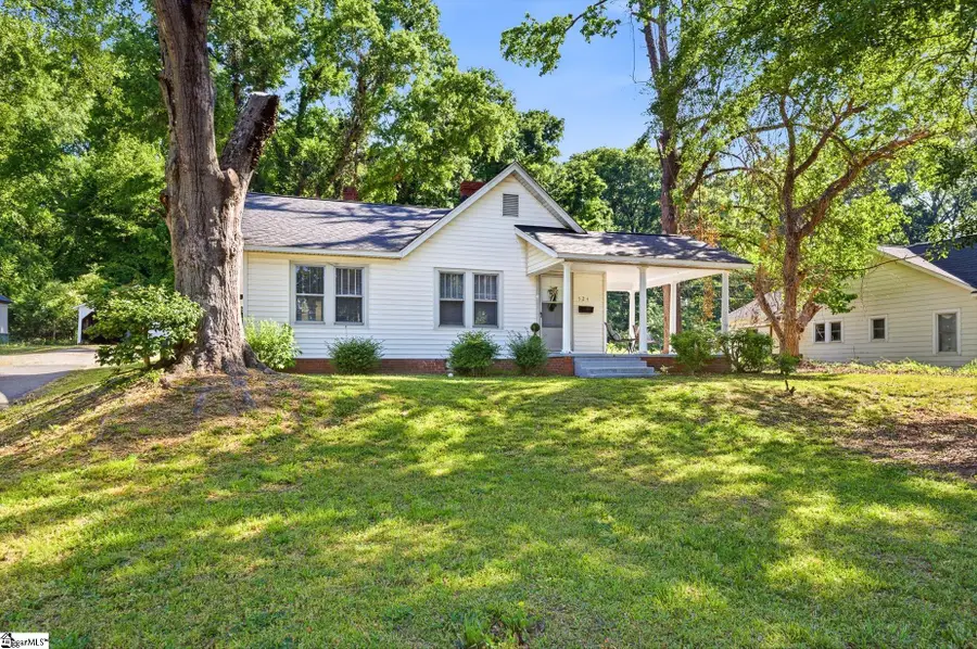 524 Church Street, Laurens, SC 29360 - #3