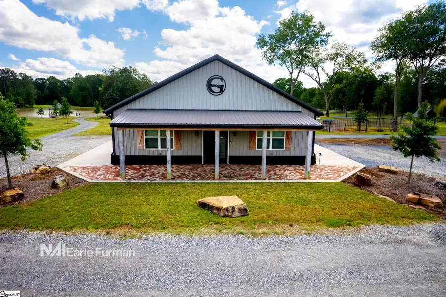 7483 252 Highway, Honea Path, SC 29654 - #2