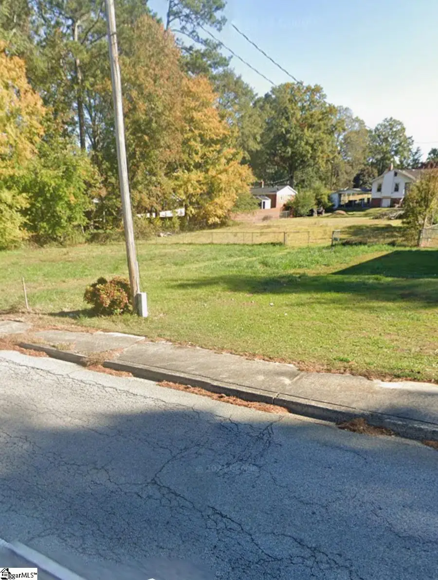 552 Springdale Drive, Clinton, SC 29325 - #2