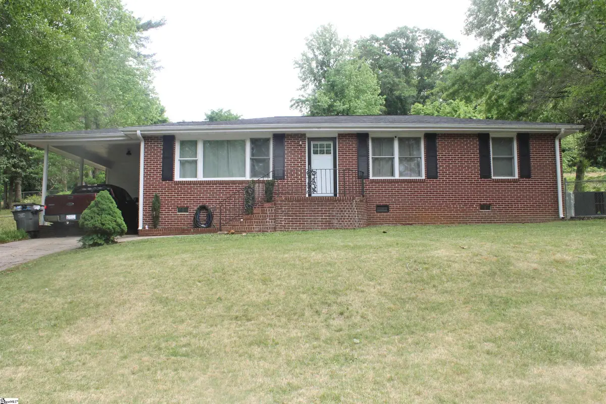 1117 Farrs Bridge Road, Greenville, SC 29611-6609 - #1