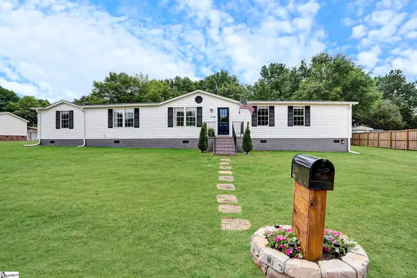 107 Floral Wood Way, Pelzer, SC 29669