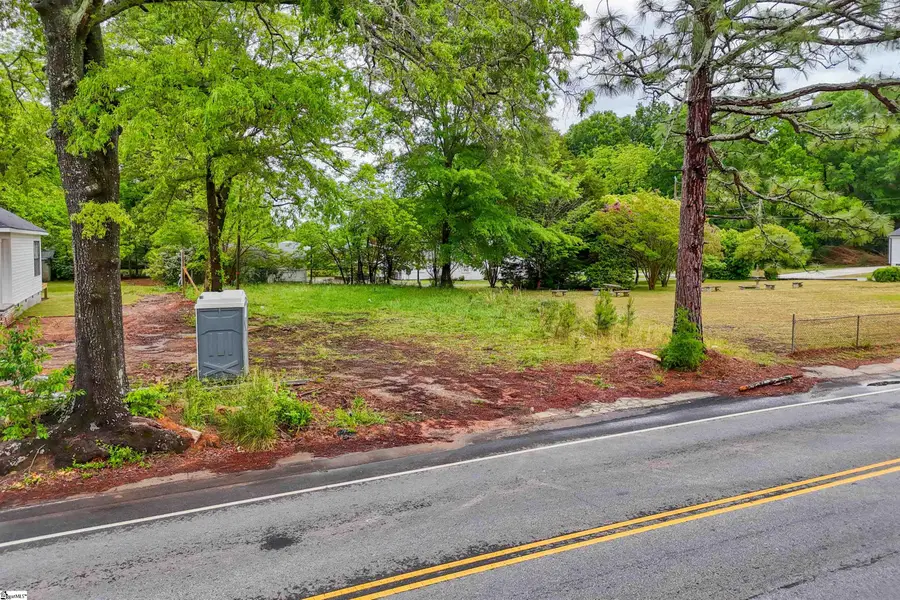204 N Hamilton Street, Williamston, SC 29697 - #2