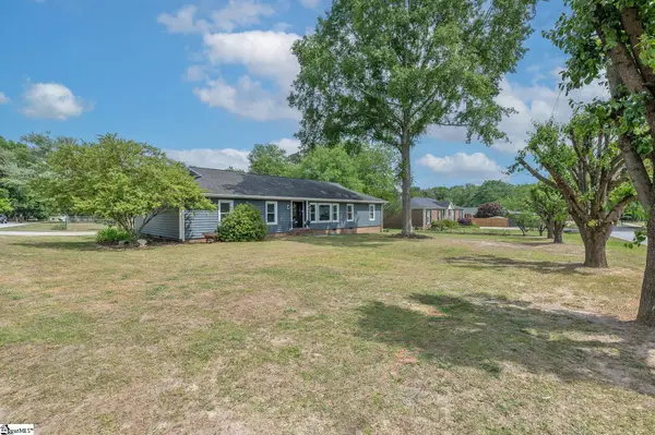 504 Cunningham Road, Taylors, SC 29687