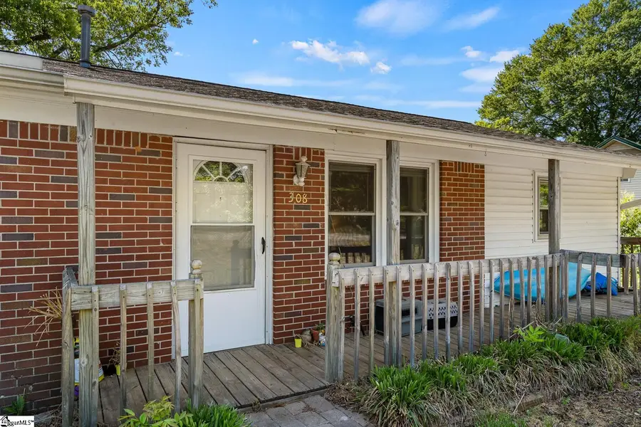 308 Clayton Street, Central, SC 29630 - #3