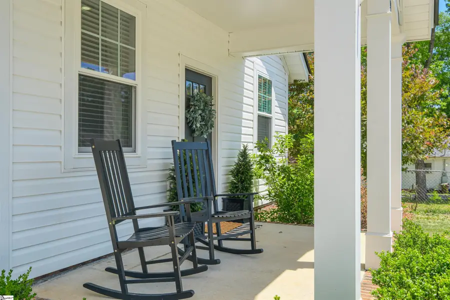 506 W D Avenue, Easley, SC 29640 - #3