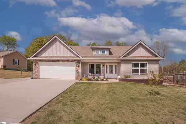 104 Summer Breeze Court, Townville, SC 29689