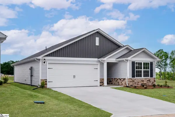 423 West Claywalk Way, Woodruff, SC 29388