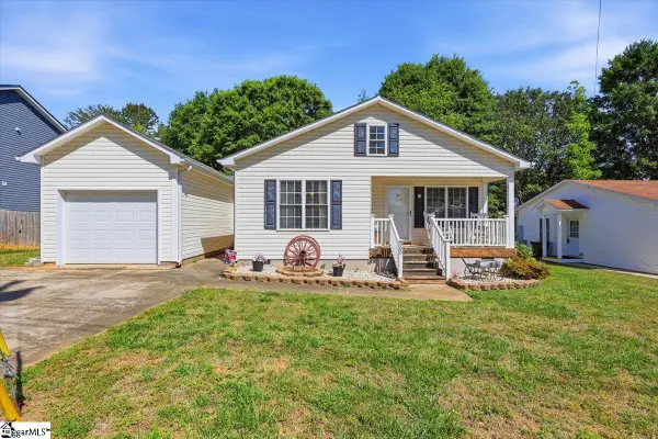 305 Grant Street, Easley, SC 29640