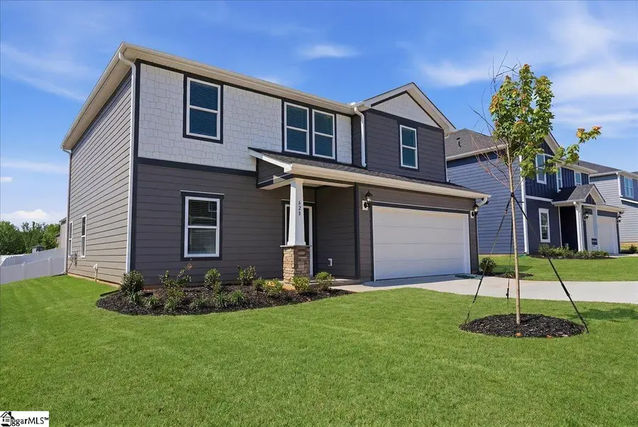 628 Hollybank Street, Fountain Inn, SC 29644 - #2