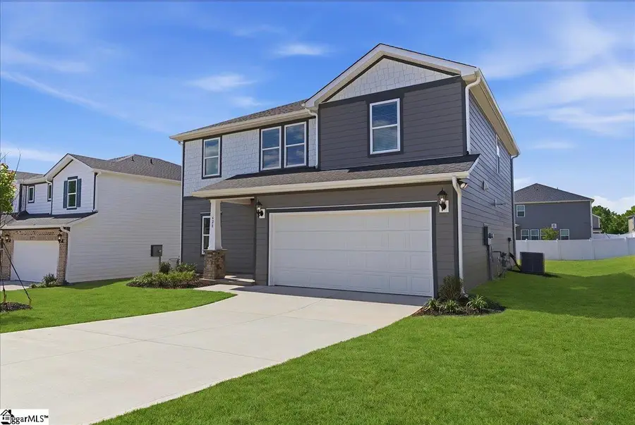 628 Hollybank Street, Fountain Inn, SC 29644 - #3