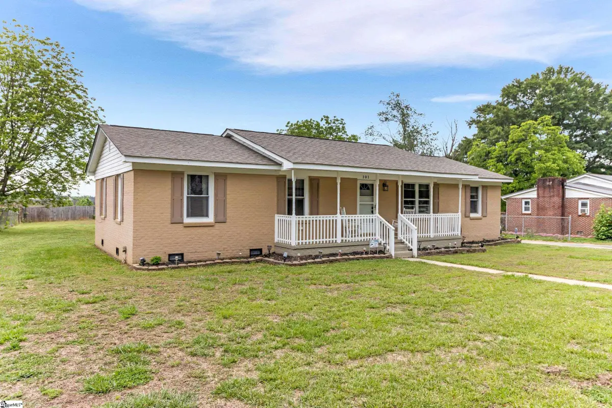 101 Redmond Drive, Fountain Inn, SC 29644 - #1