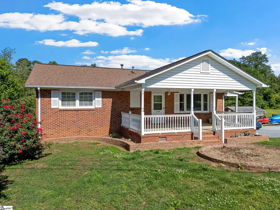 504 Peach Orchard Road, Union, SC 29379 - #2