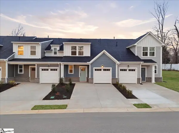 15 Thurlow Court, Greenville, SC 29615