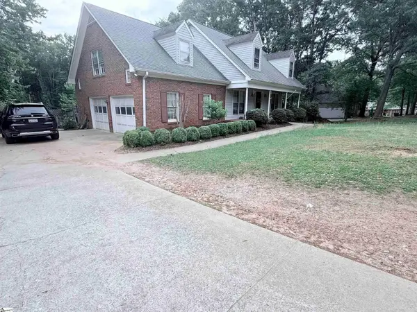 605 Millbrook Drive, Spartanburg, SC 29301