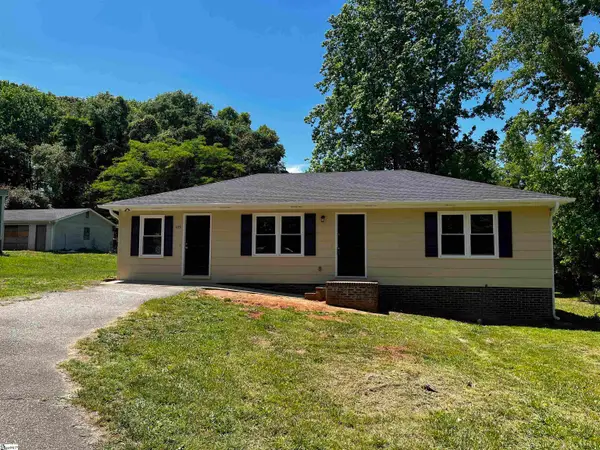 105 Hotel Hill Drive, Landrum, SC 29356