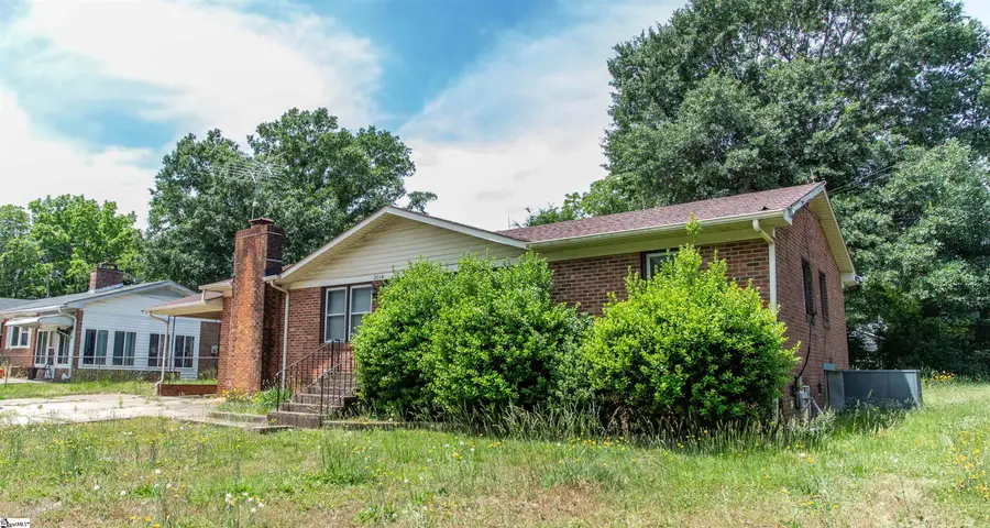 2014 Center Street, Spartanburg, SC 29303 - #2