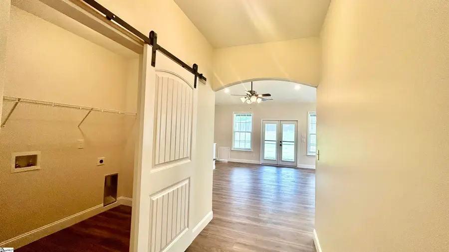 382 W Darby Road, Greenville, SC 29609 - #3
