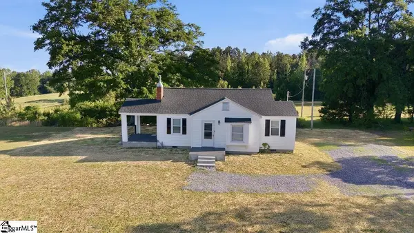 7604 252 Highway, Honea Path, SC 29654