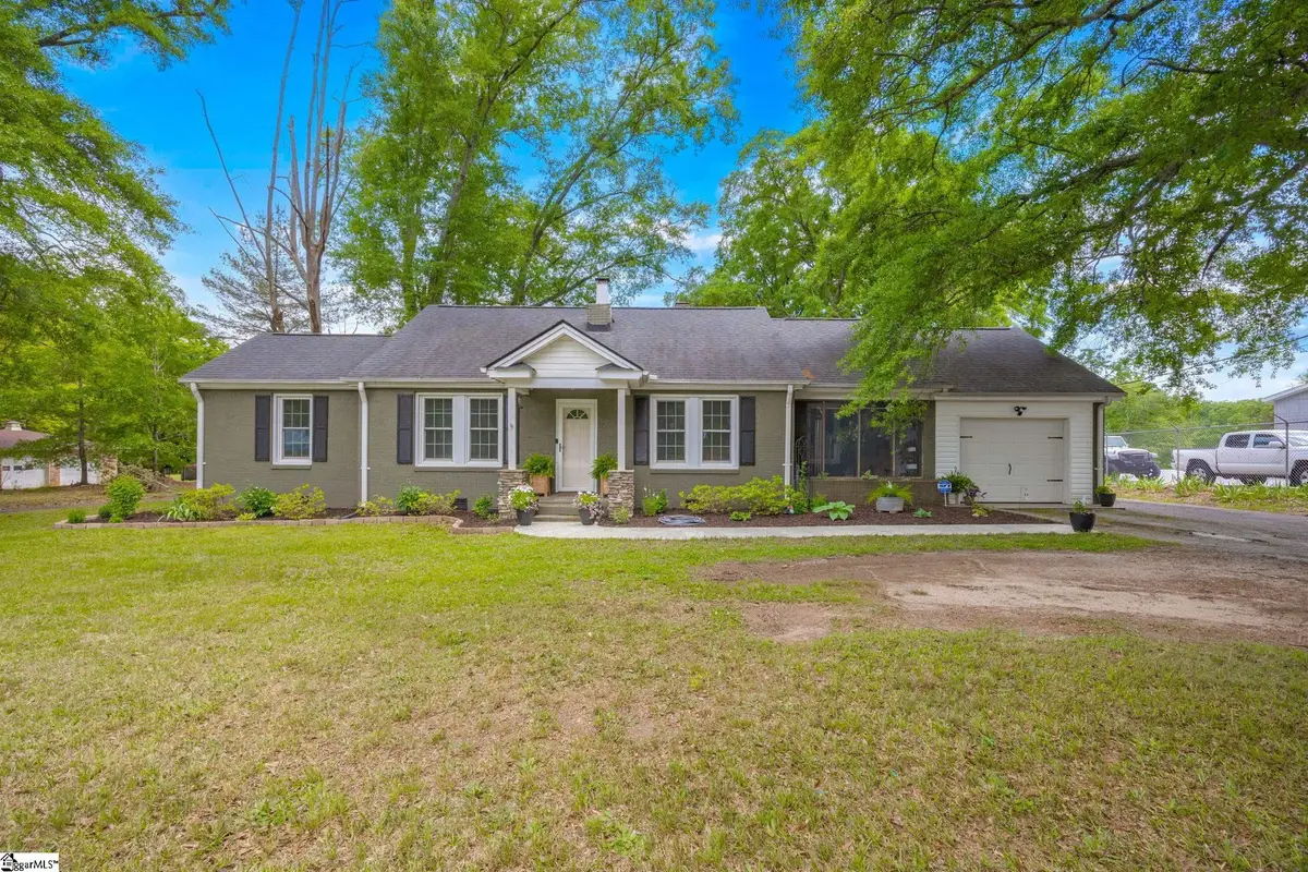 698 Pumpkintown Highway, Pickens, SC 29671 - #1