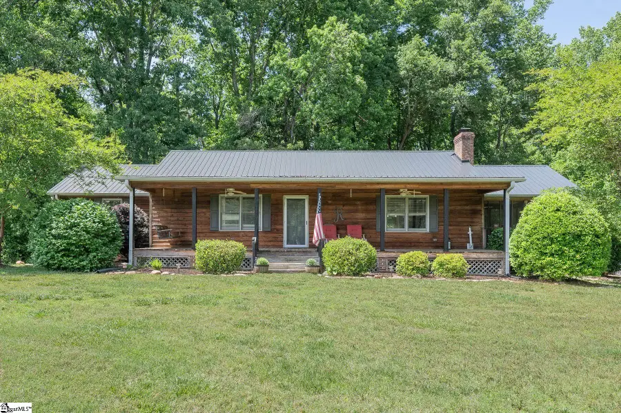 606 Mountain View Road, Williamston, SC 29697 - #2