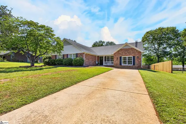 102 Ambergate Court, Greer, SC 29650