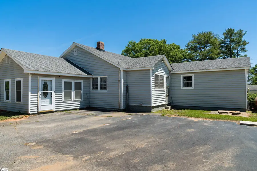 747 N Main Street, Inman, SC 29349 - #3