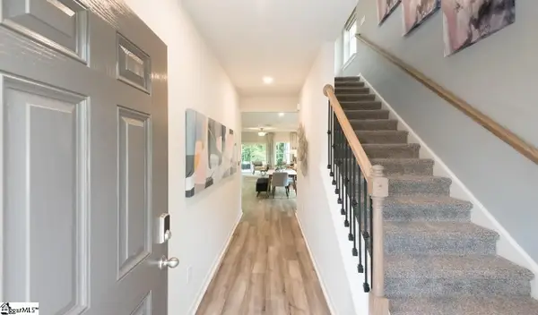 989 Penfold Pointe Pointe, Wellford, SC 29385