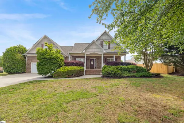 1017 Corie Crest Drive, Boiling Springs, SC 29316