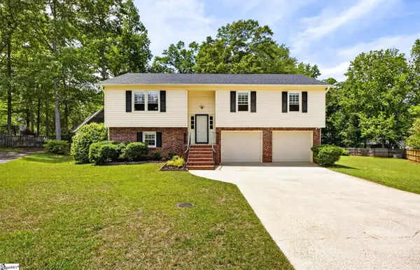6 Royal Oak Court, Greenville, SC 29607