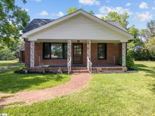 1125 Friendship Road, Seneca, SC 29678