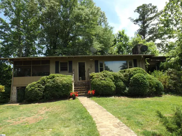 5018 Dacusville Highway, Pickens, SC 29661