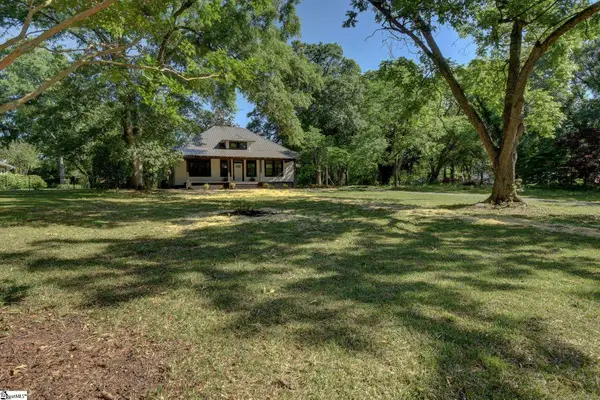 205 Mountain View Street, Westminster, SC 29693