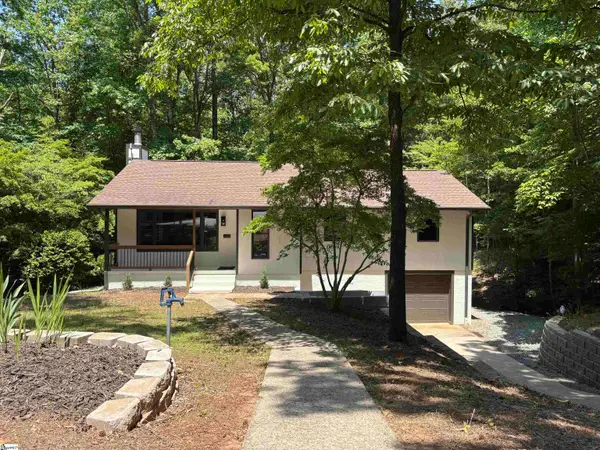 102 Blossom Court, Westminster, SC 29693