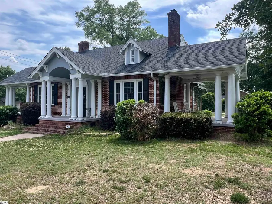 409 Brown Avenue, Belton, SC 29627 - #2