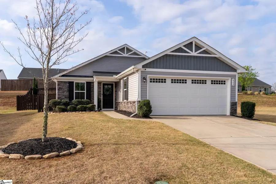 402 Edgehill Court, Greenville, SC 29617 - #3