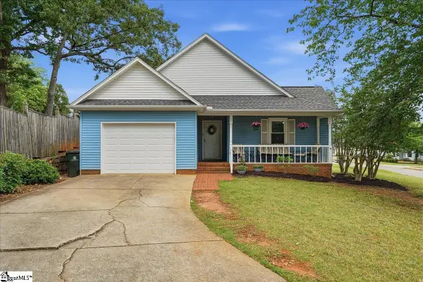 2 Tamburlaine Court, Greenville, SC 29609-3952