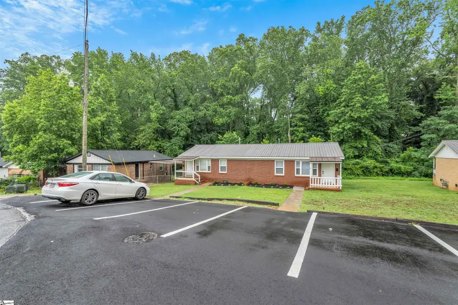 216 Victor Court #Apt 9 & 10, Greer, SC 29651 - #2