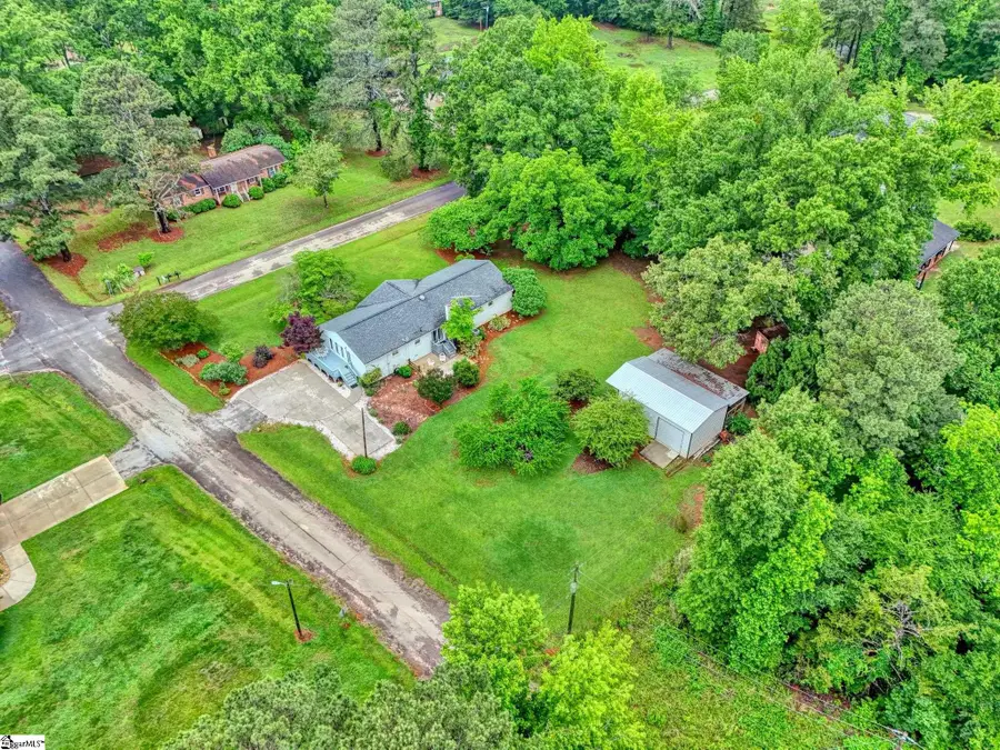 207 Fair Place, Clinton, SC 29325 - #3