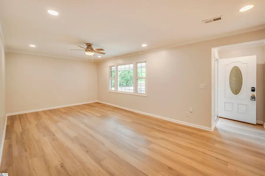 210 Knollview Drive, Greenville, SC 29611 - #3
