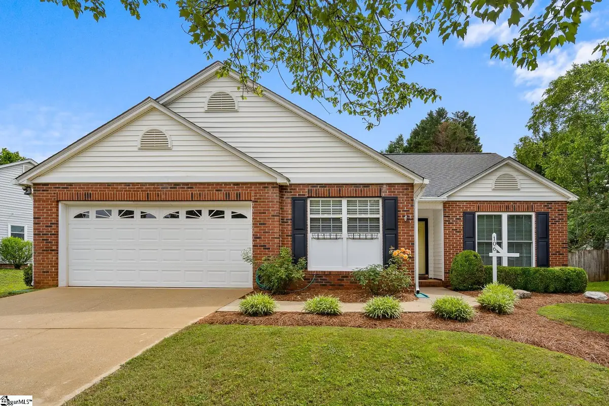 106 Riverside Chase Circle, Greer, SC 29650 - #1