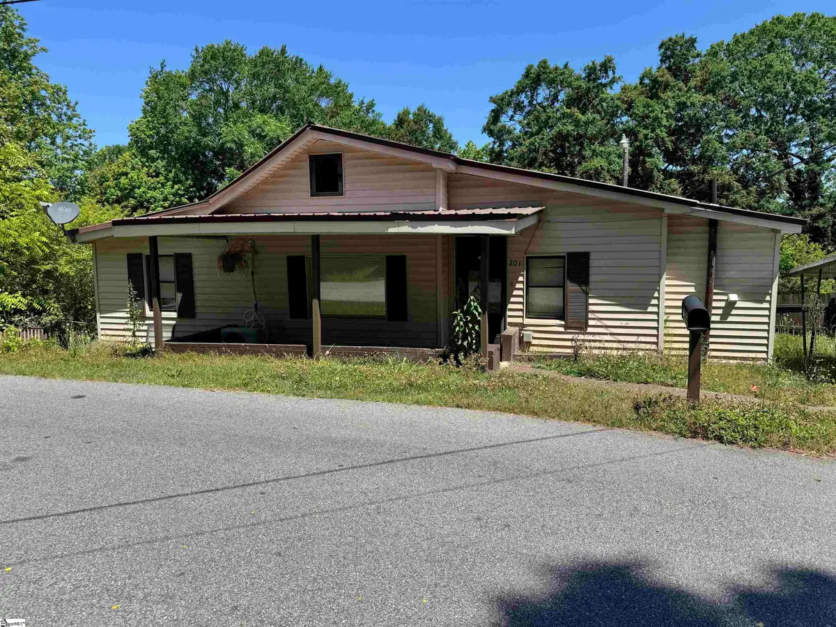 201 Hunters Court, Laurens, SC 29360 - #1