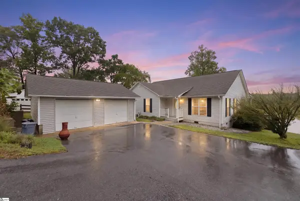 350 Harbor Crest Drive, Waterloo, SC 29384