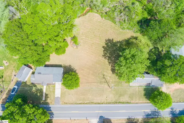 77 Blackstock Road, Inman, SC 29349
