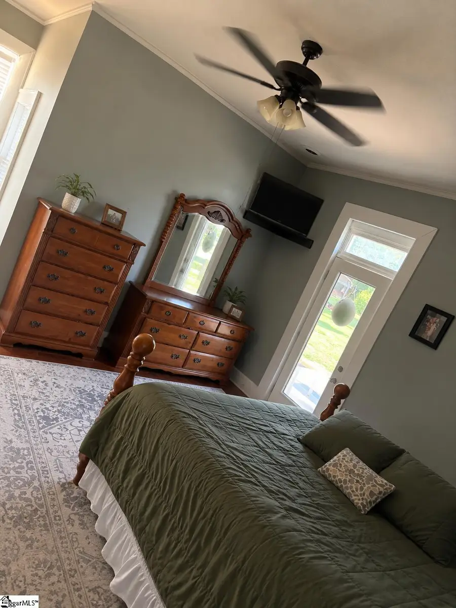 211 Duke Street, Ninety Six, SC 29666 - #3