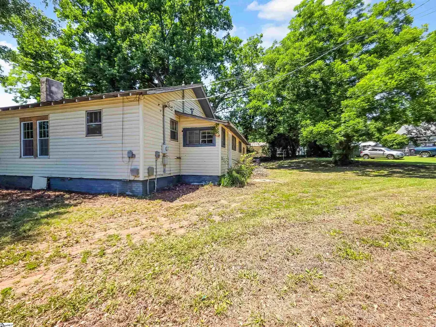 300 Ferry Street, Abbeville, SC 29620 - #2
