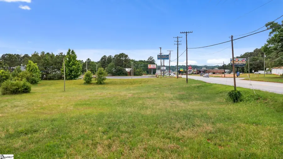 00 E Main Street, Laurens, SC 29360 - #3