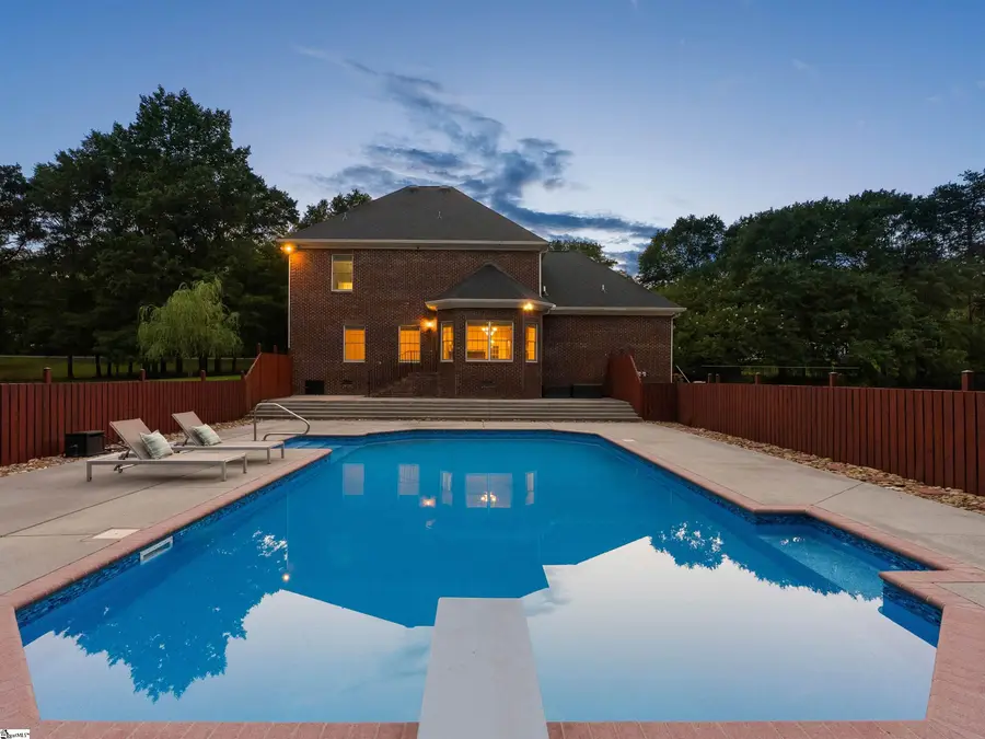 453 Circle Road, Greer, SC 29651 - #2