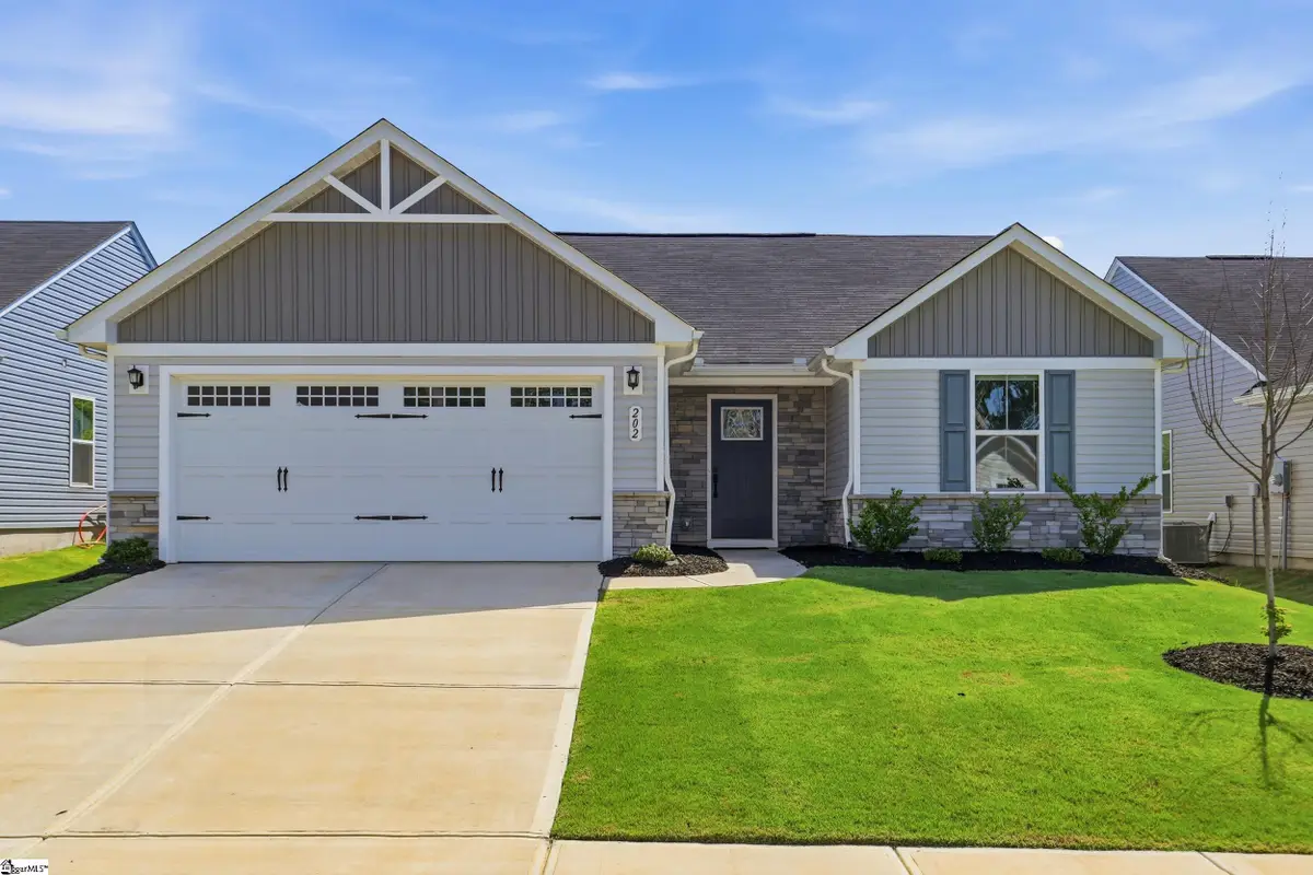 202 Southwell Street, Woodruff, SC 29388 - #1
