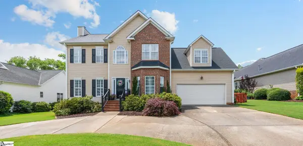 18 Pinehurst Green Way, Greenville, SC 29609
