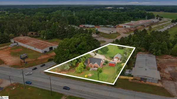 1301 Old Airport Road, Laurens, SC 29360